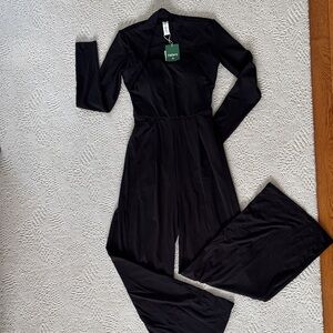 Elegant Black Jumpsuit, Halara , sz small